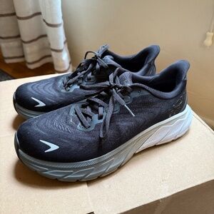 HOKA Arahi 6 Womens